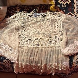 XL white lace blouse